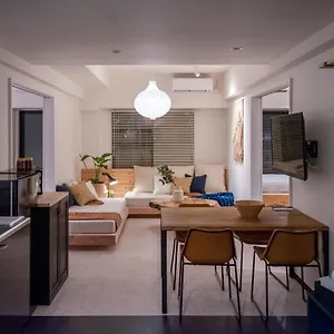 3* アパートホテル Earthmans Osaka-jo